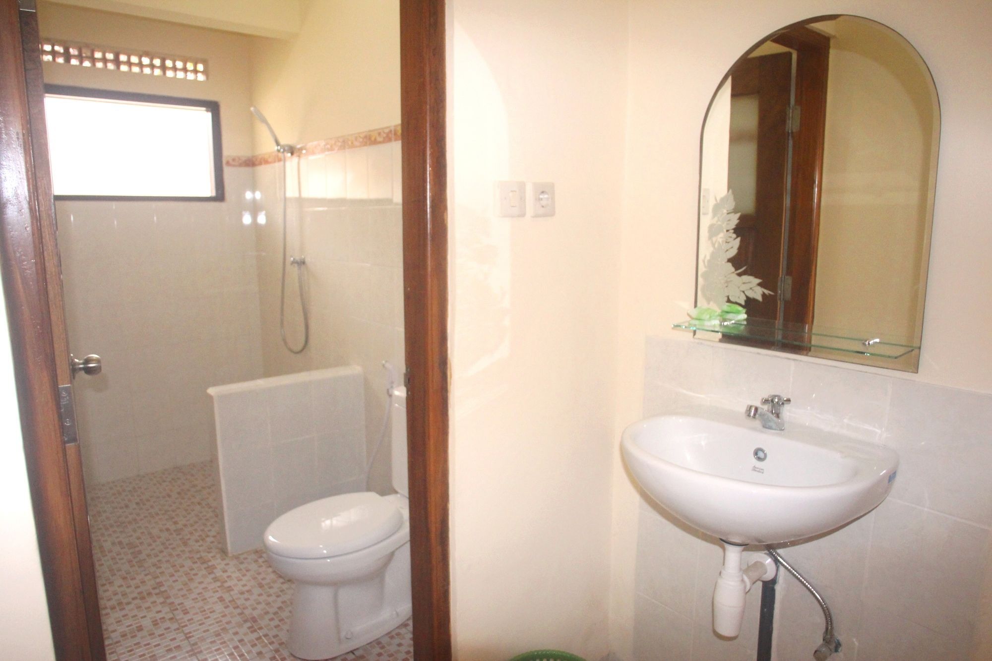 Lovina Beach Hotel Buleleng  Exterior photo