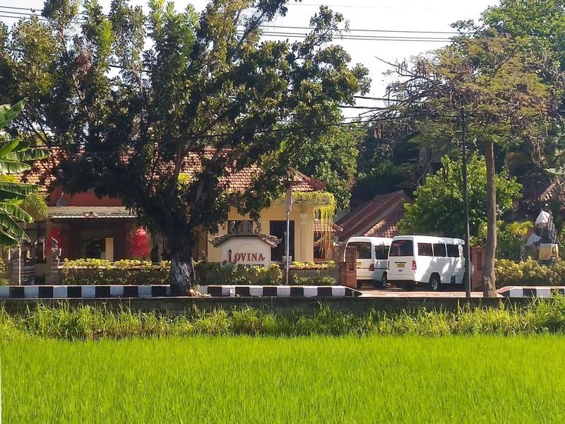 Lovina Beach Hotel Buleleng  Exterior photo
