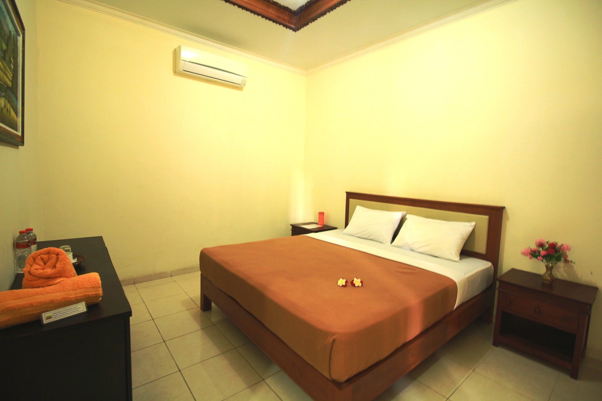 Lovina Beach Hotel Buleleng  Exterior photo