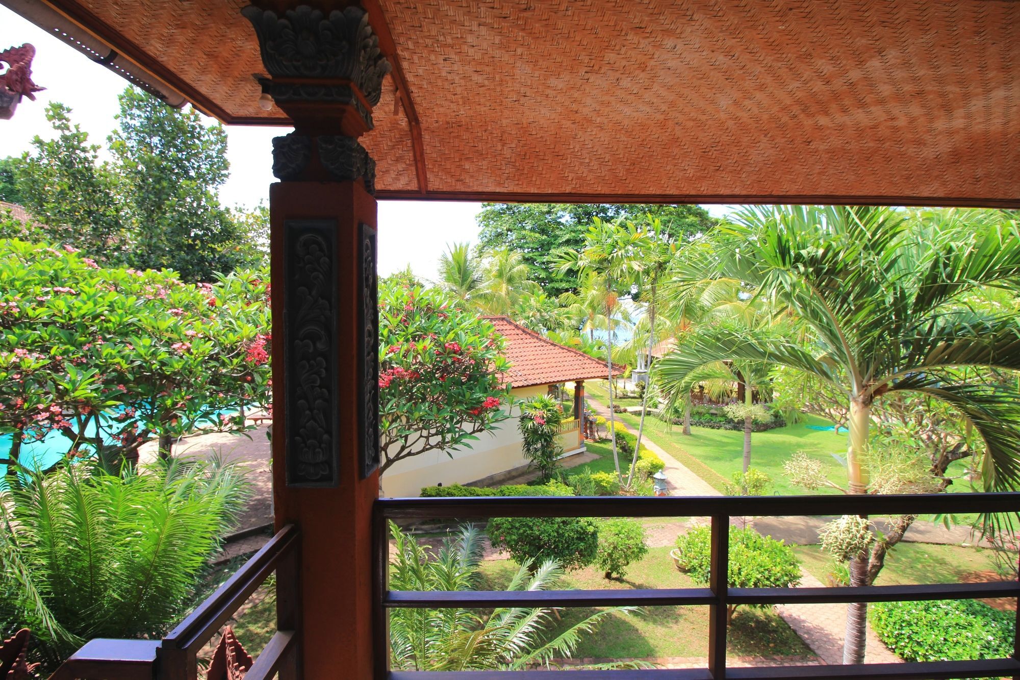 Lovina Beach Hotel Buleleng  Exterior photo