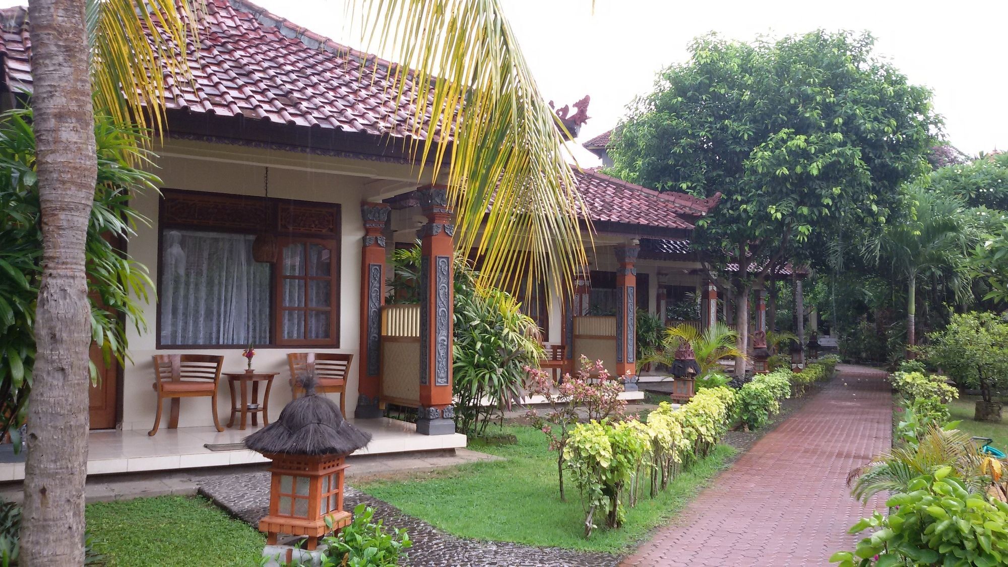Lovina Beach Hotel Buleleng  Exterior photo